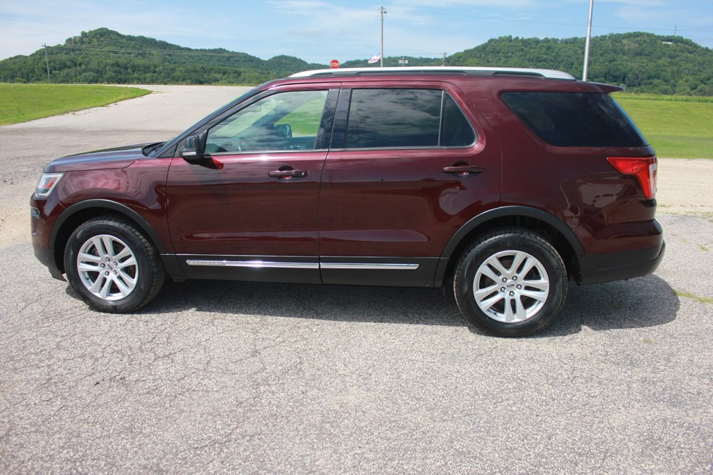 2018 Ford Explorer Image 9