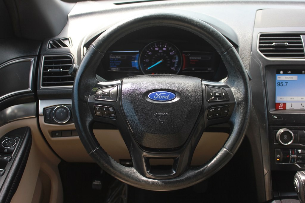 2018 Ford Explorer Image 11