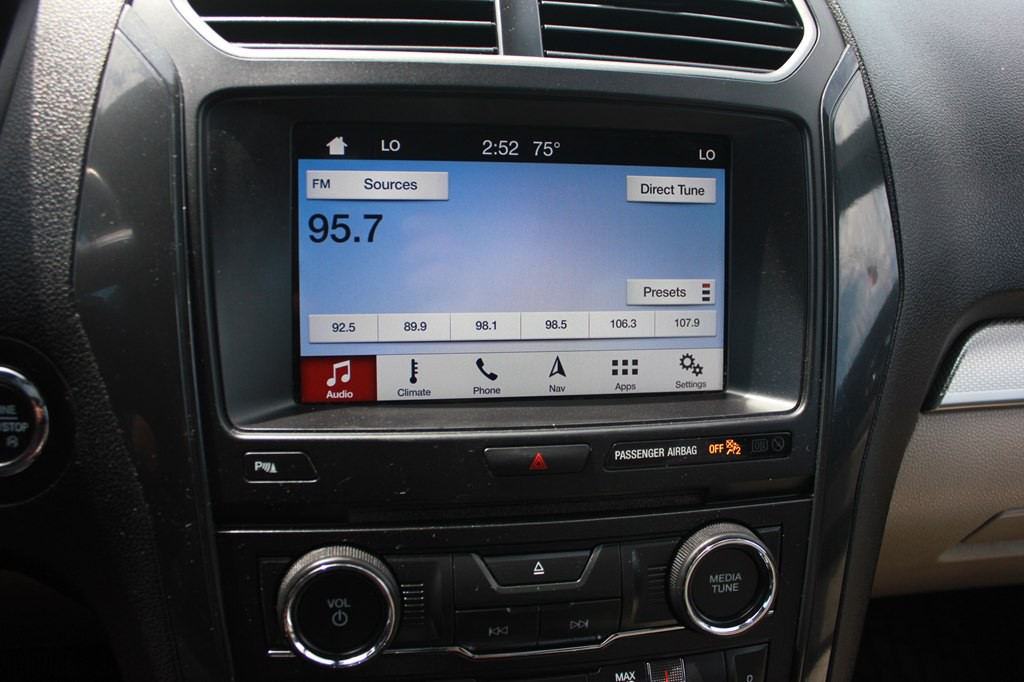 2018 Ford Explorer Image 18