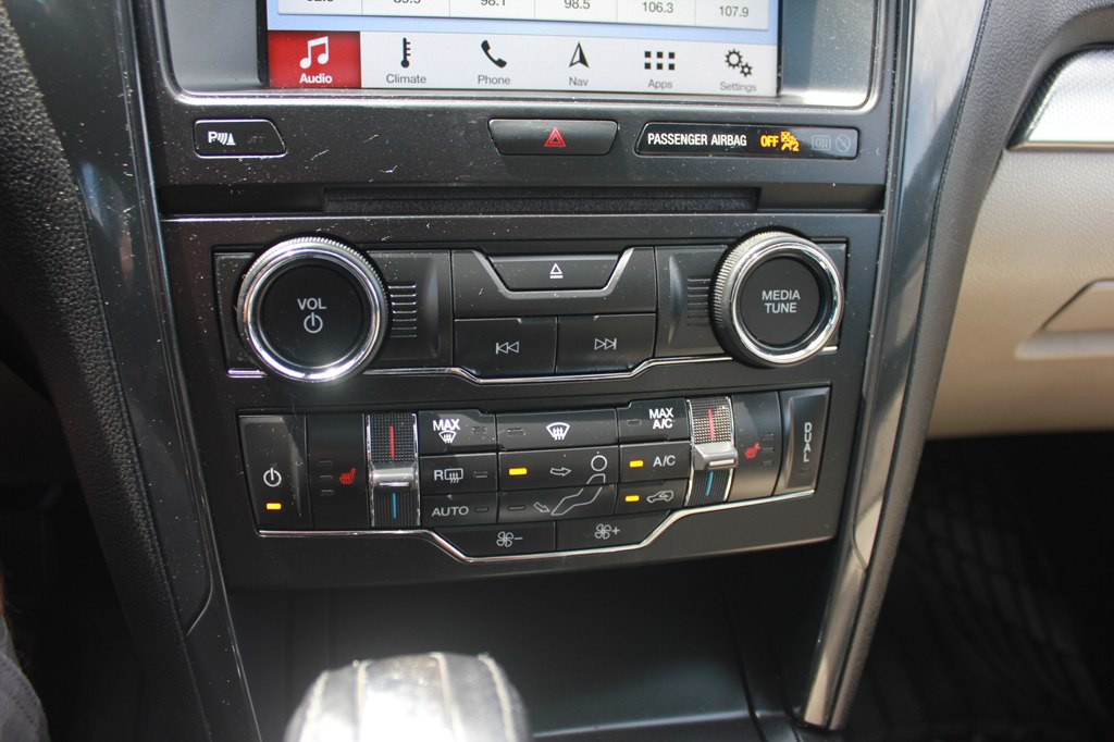 2018 Ford Explorer Image 19