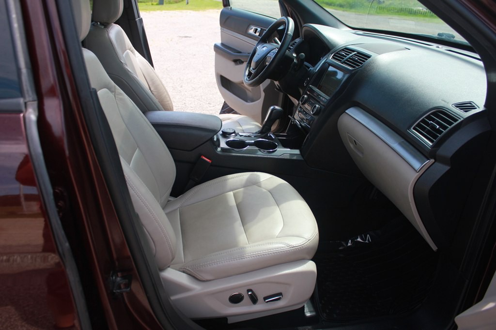 2018 Ford Explorer Image 33