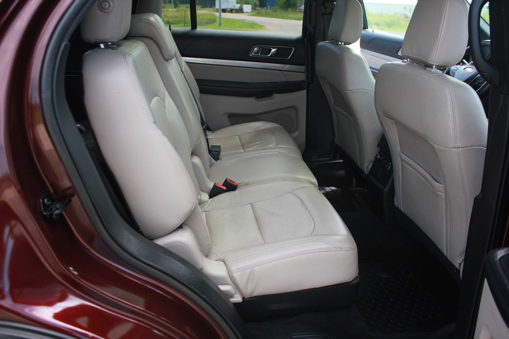 2018 Ford Explorer Image 37