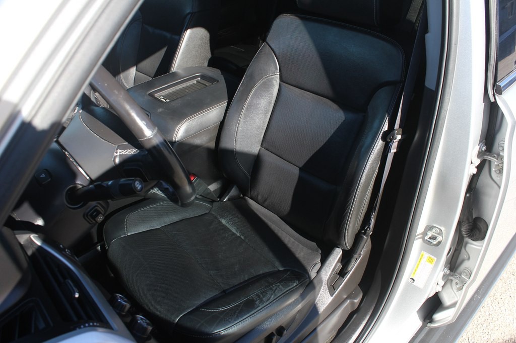 2017 GMC Yukon Image 32