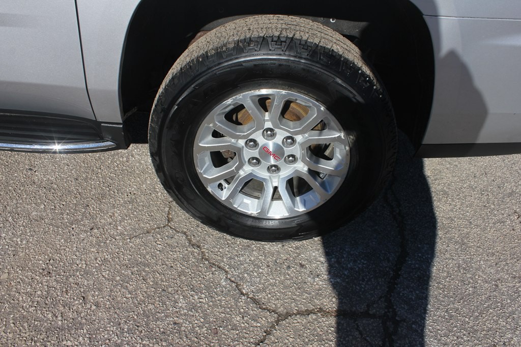 2017 GMC Yukon Image 63