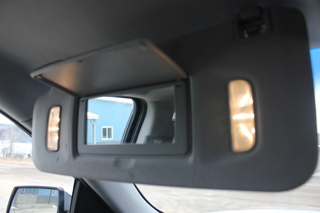 2016 Chevrolet Suburban Image 27