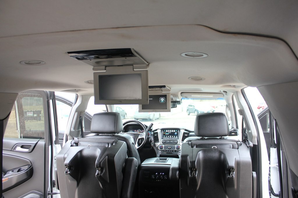 2016 Chevrolet Suburban Image 45