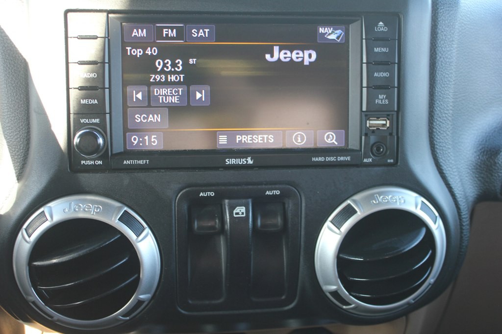 2018 Jeep Wrangler Image 17