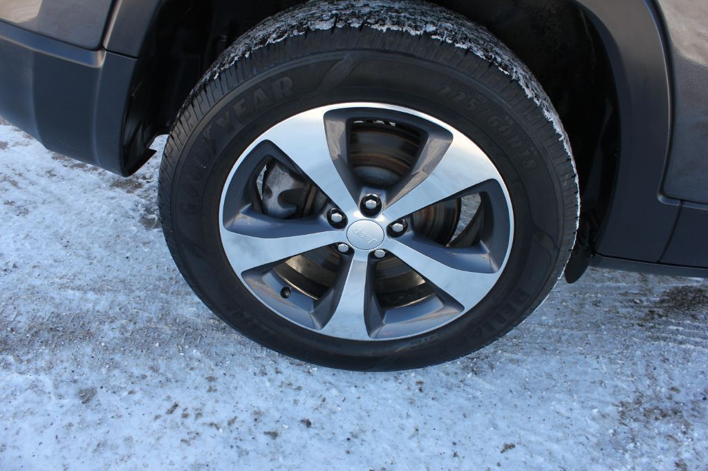 2019 Jeep Cherokee Image 54