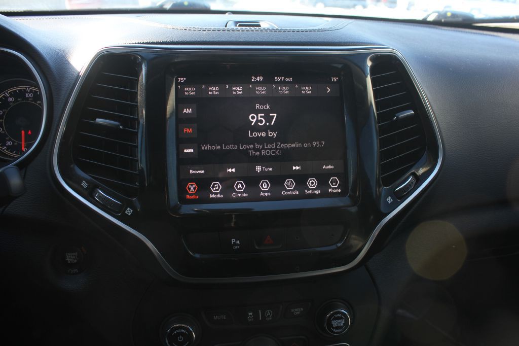 2019 Jeep Cherokee Image 12
