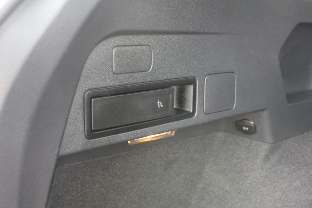 2019 Volkswagen Tiguan Image 32