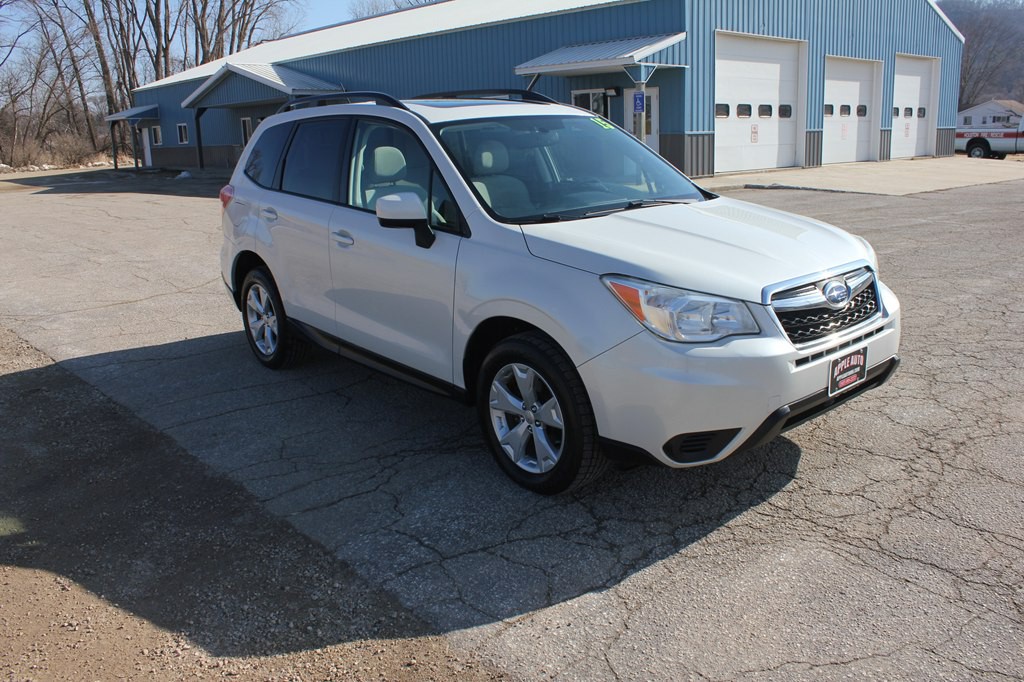 2015 Subaru Forester Image 4