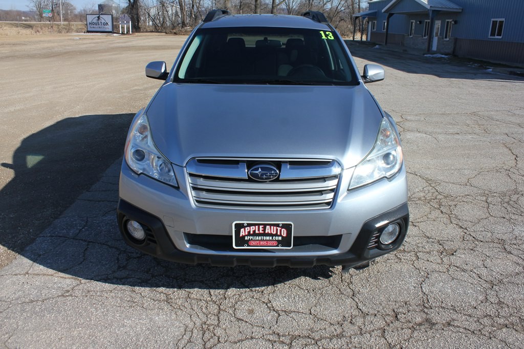 2013 Subaru Outback Image 3