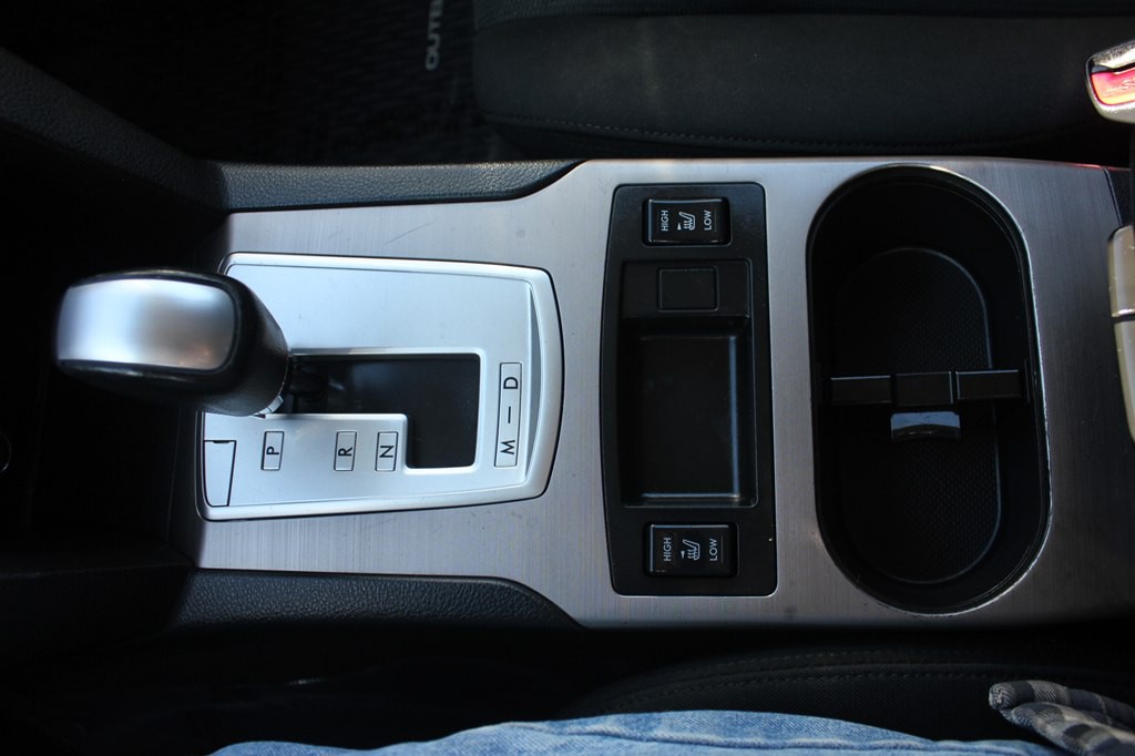 2013 Subaru Outback Image 22