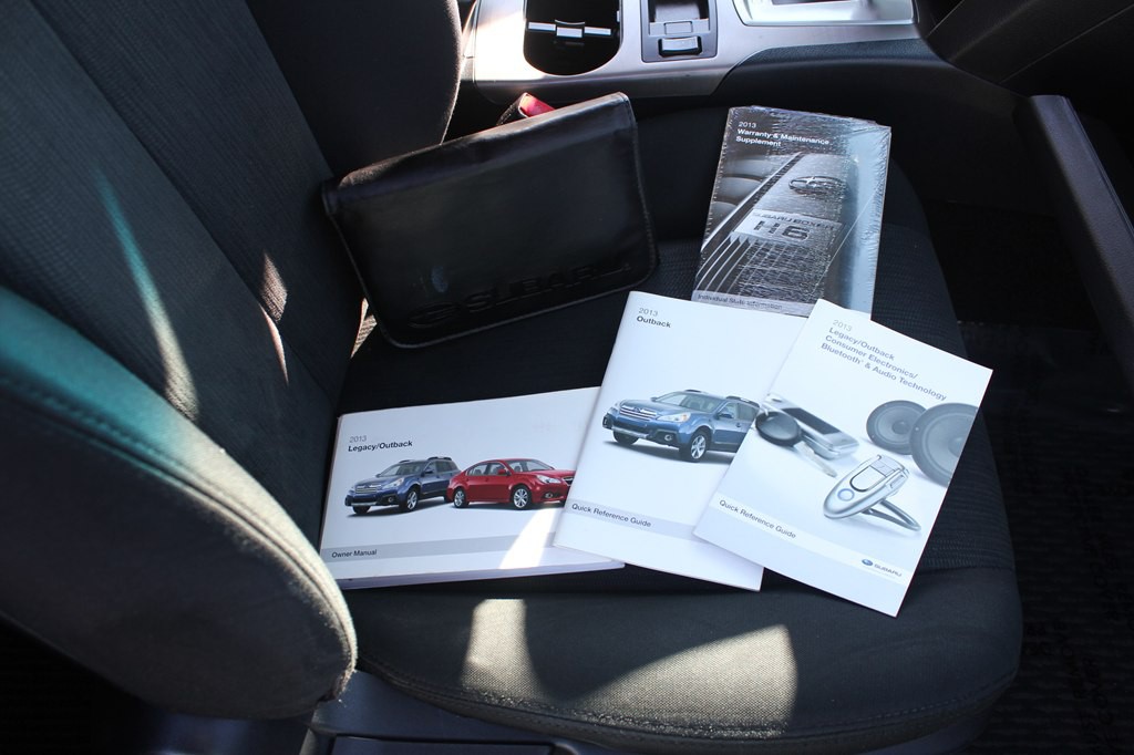 2013 Subaru Outback Image 34