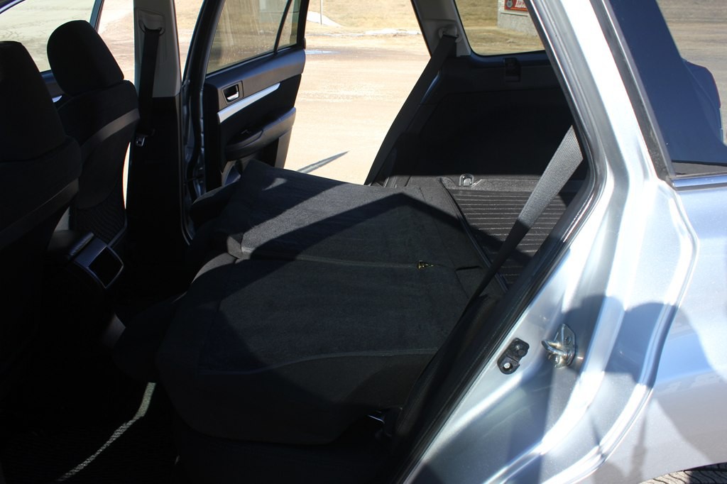 2013 Subaru Outback Image 40