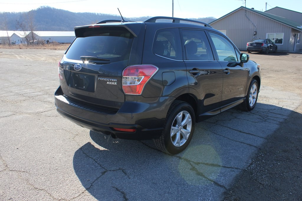 2015 Subaru Forester Image 5