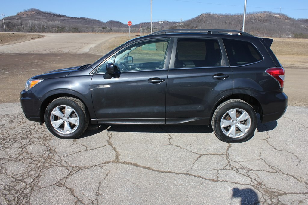 2015 Subaru Forester Image 8