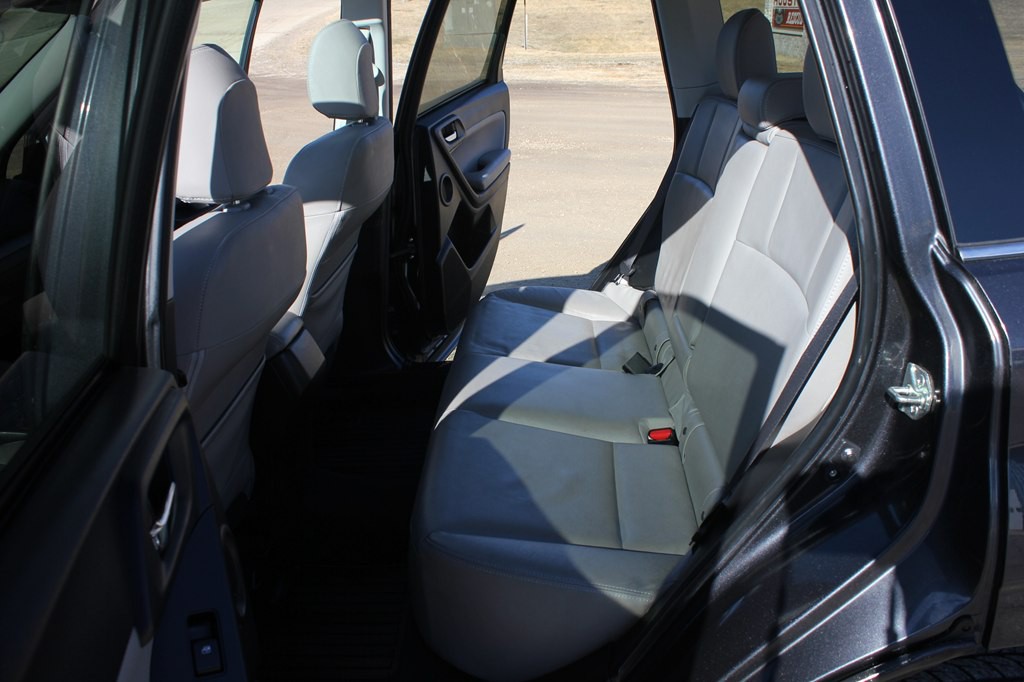 2015 Subaru Forester Image 40