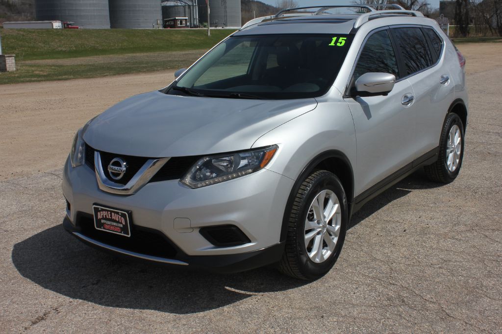 2015 Nissan Rogue Image 2