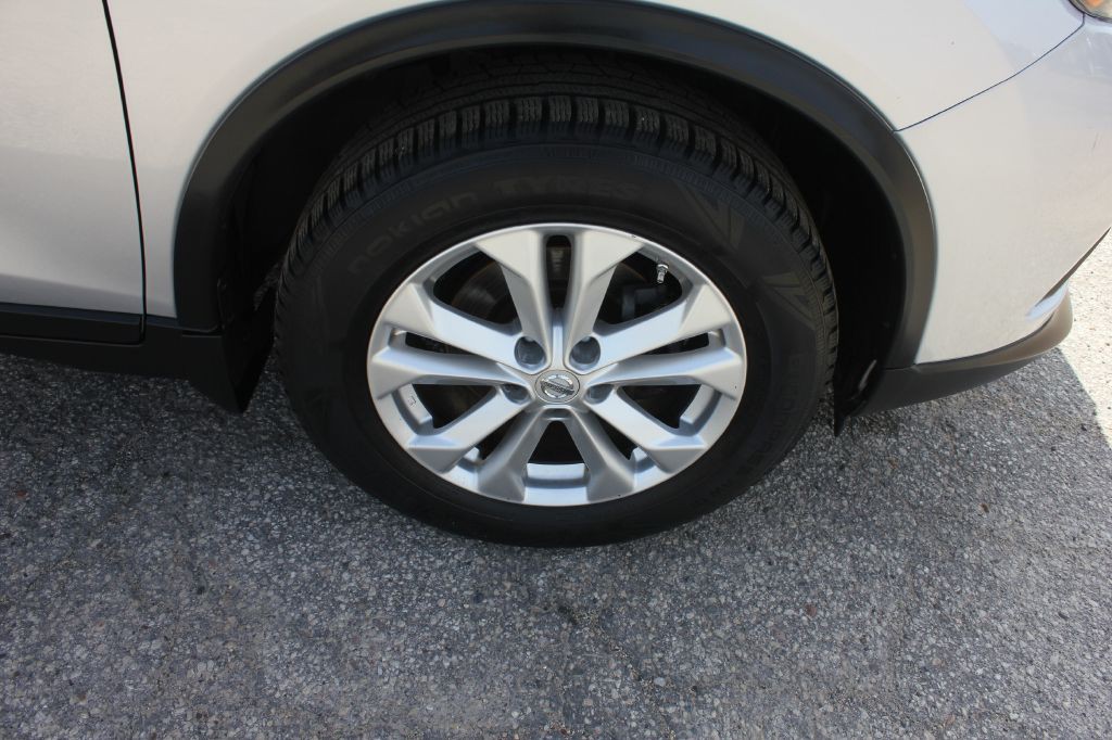 2015 Nissan Rogue Image 54