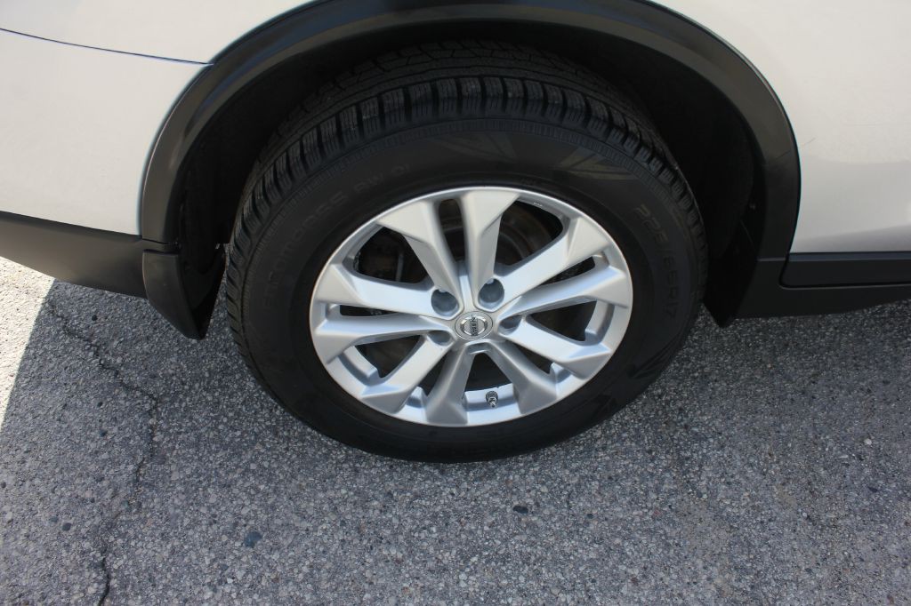 2015 Nissan Rogue Image 55