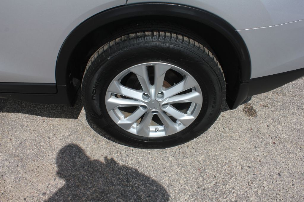 2015 Nissan Rogue Image 56