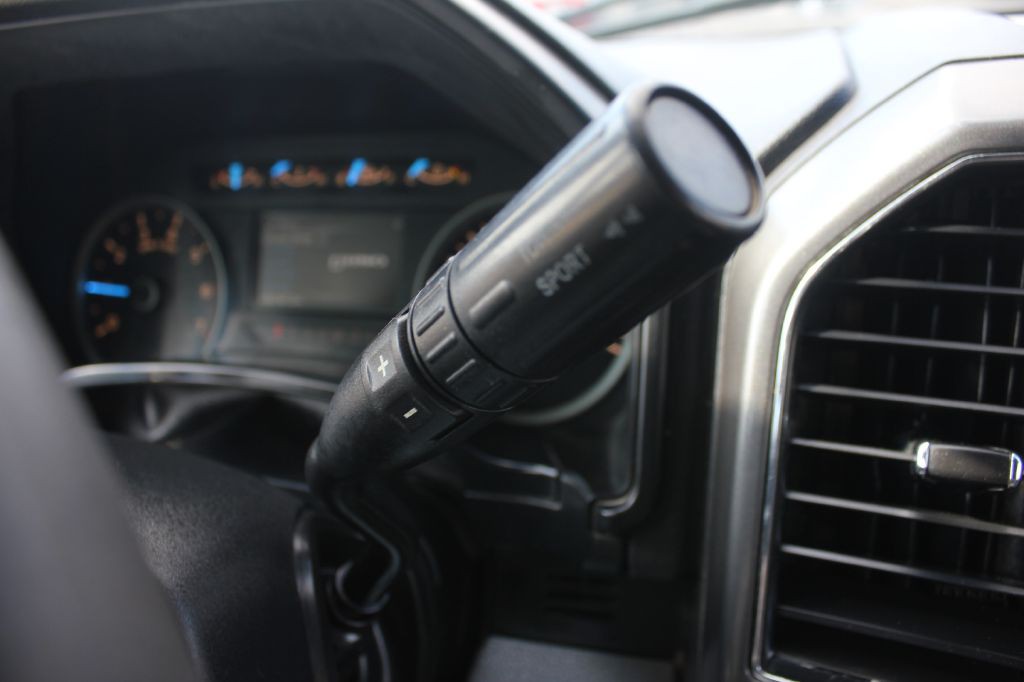 2017 Ford F-150 Image 16