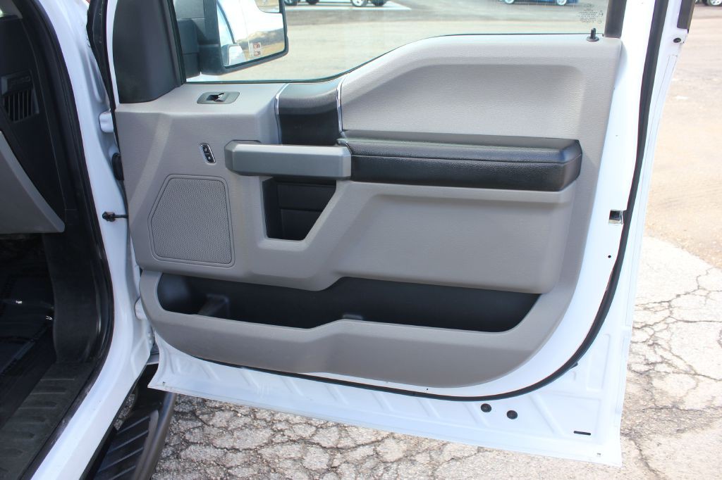 2017 Ford F-150 Image 33