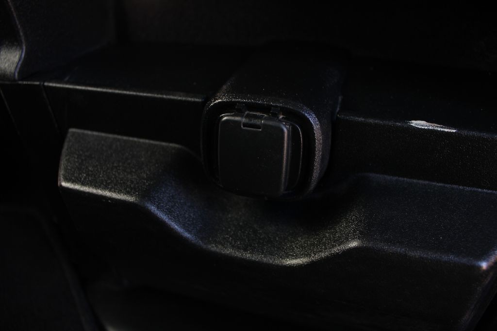 2017 Ford F-150 Image 39