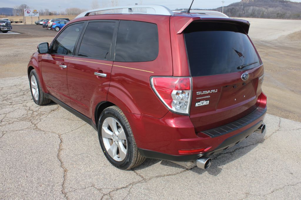 2011 Subaru Forester Image 8