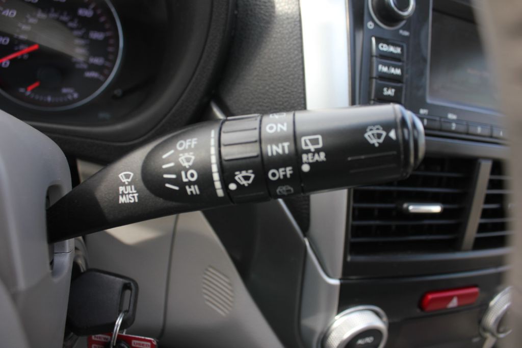 2011 Subaru Forester Image 16