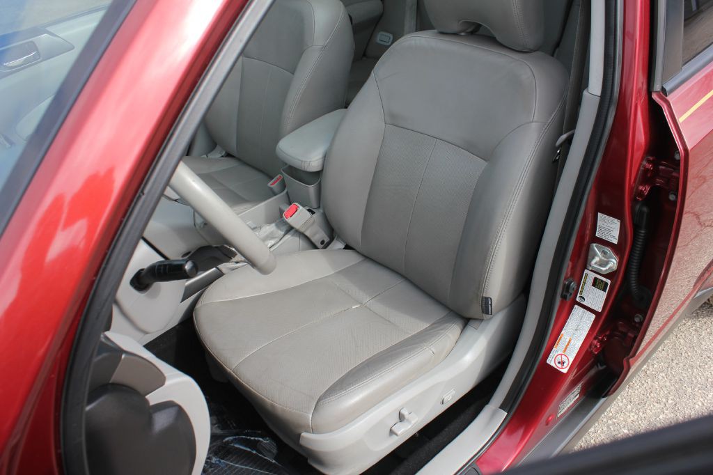 2011 Subaru Forester Image 31