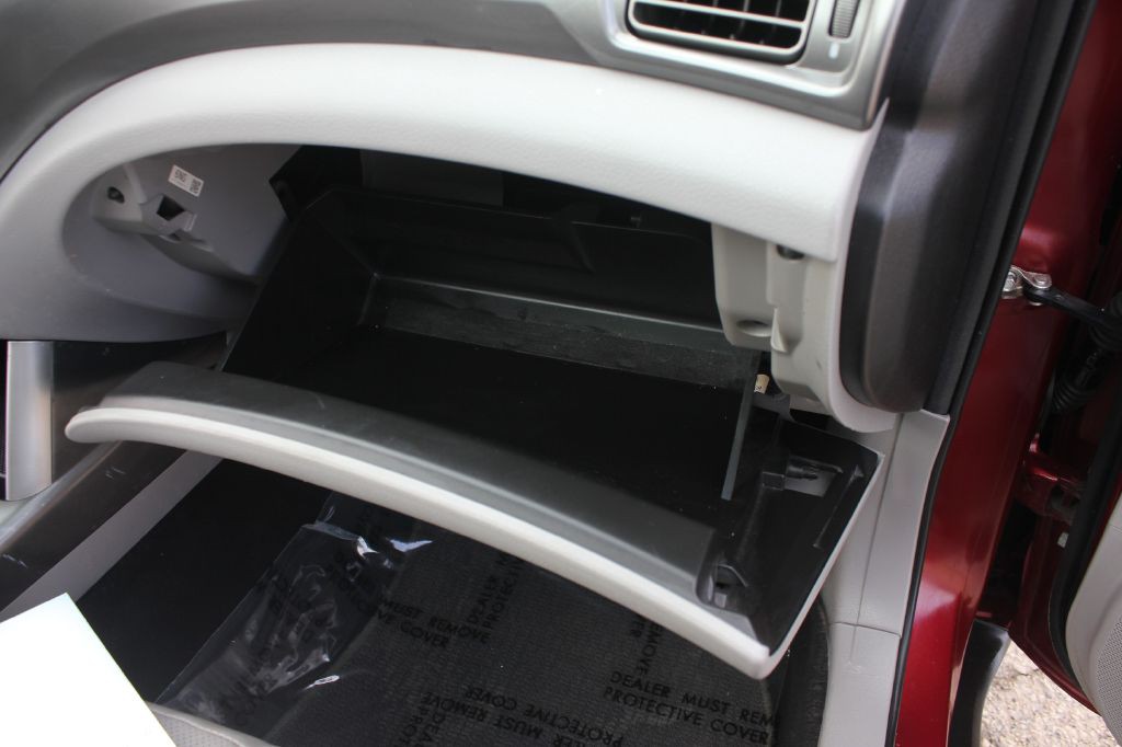 2011 Subaru Forester Image 35