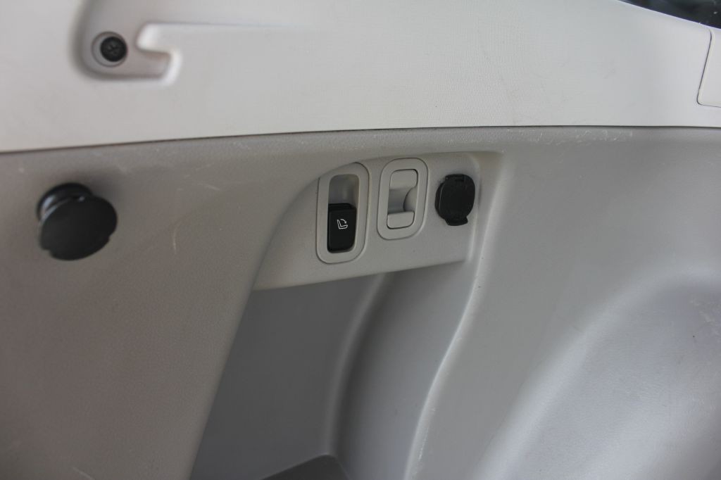 2011 Subaru Forester Image 43