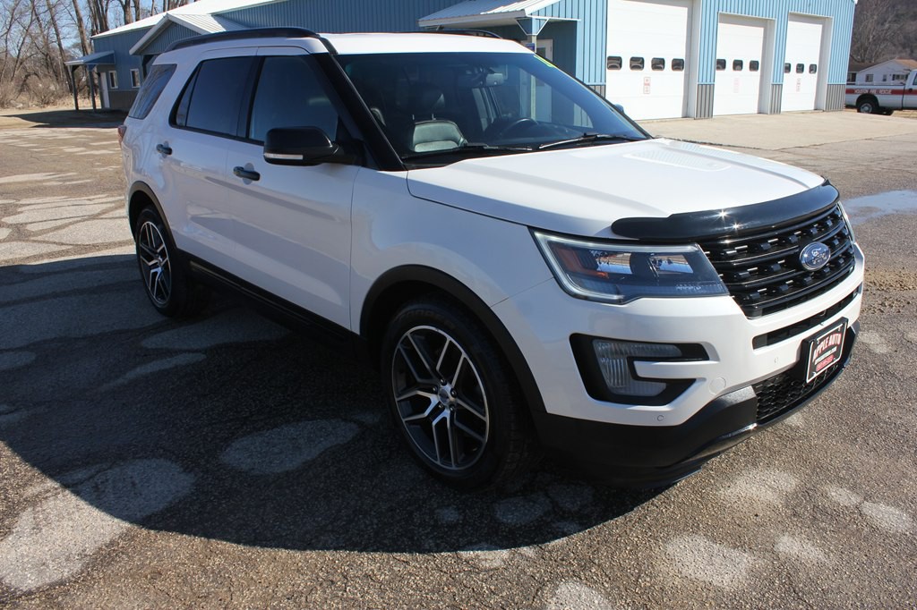 2016 Ford Explorer Image 3