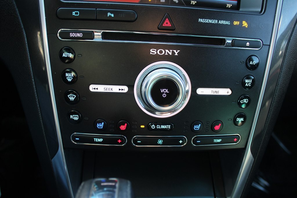 2016 Ford Explorer Image 18