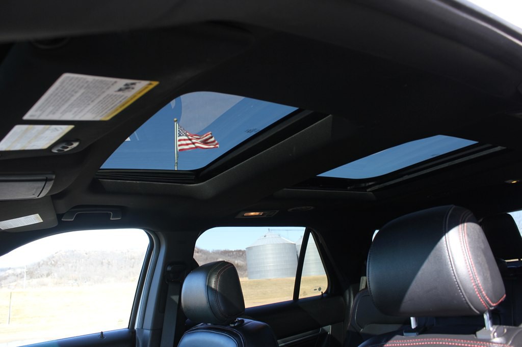 2016 Ford Explorer Image 26