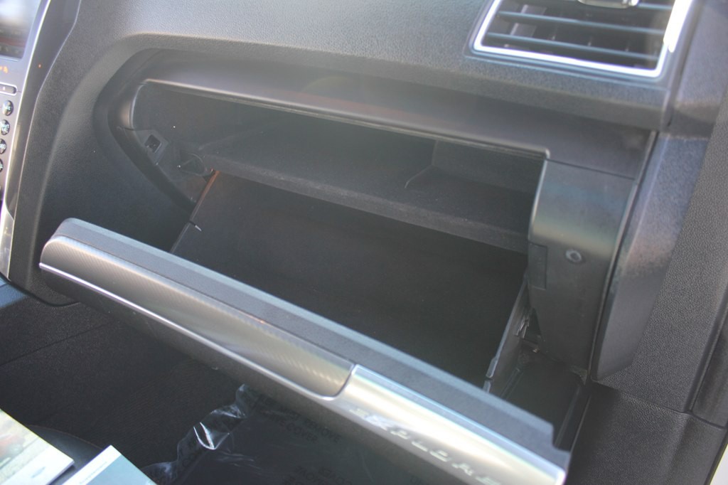 2016 Ford Explorer Image 34