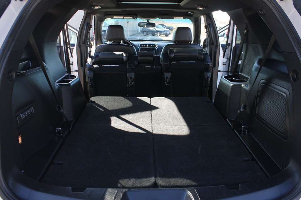 2016 Ford Explorer Image 43