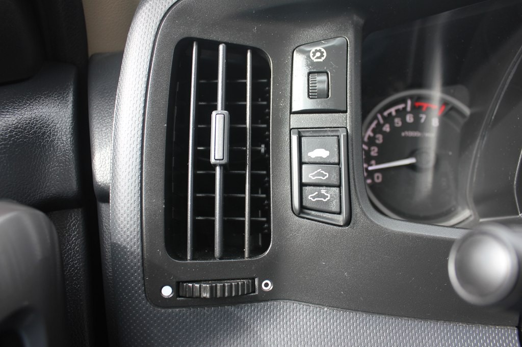 2013 Honda Ridgeline Image 18