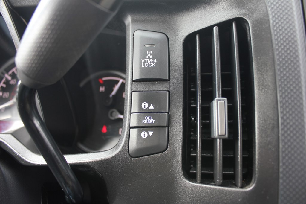 2013 Honda Ridgeline Image 19