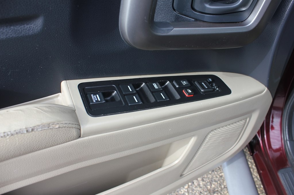 2013 Honda Ridgeline Image 32