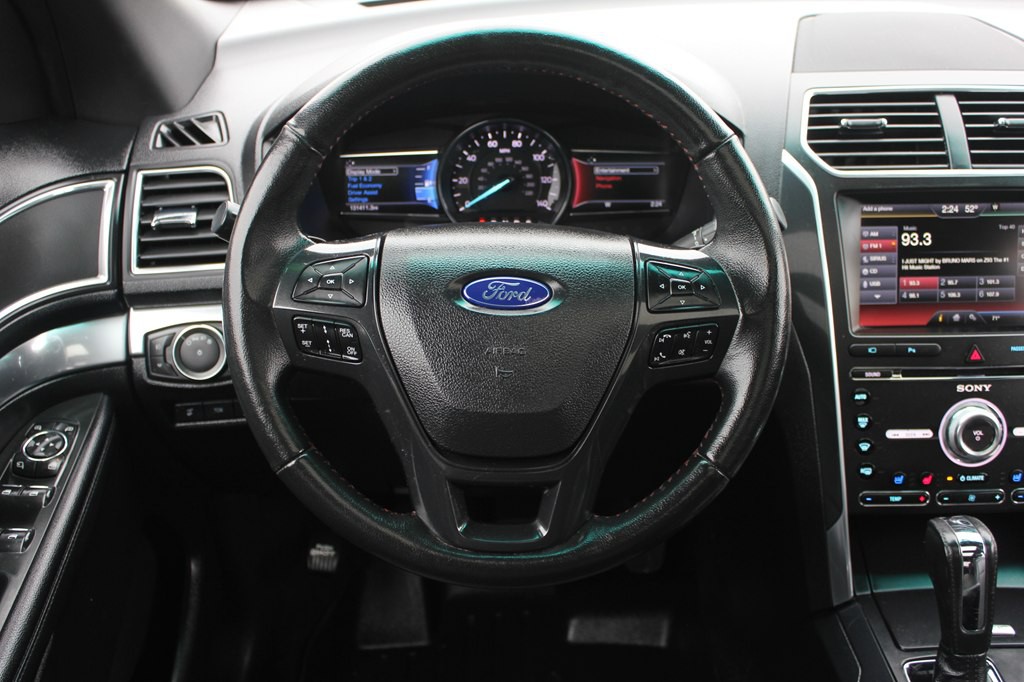 2016 Ford Explorer Image 10