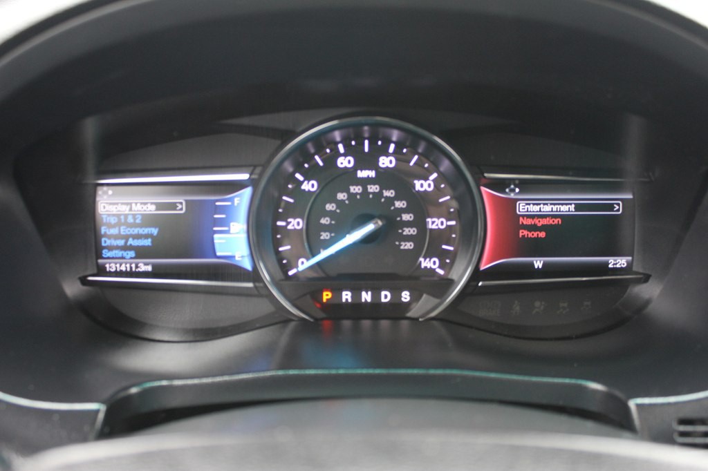 2016 Ford Explorer Image 11