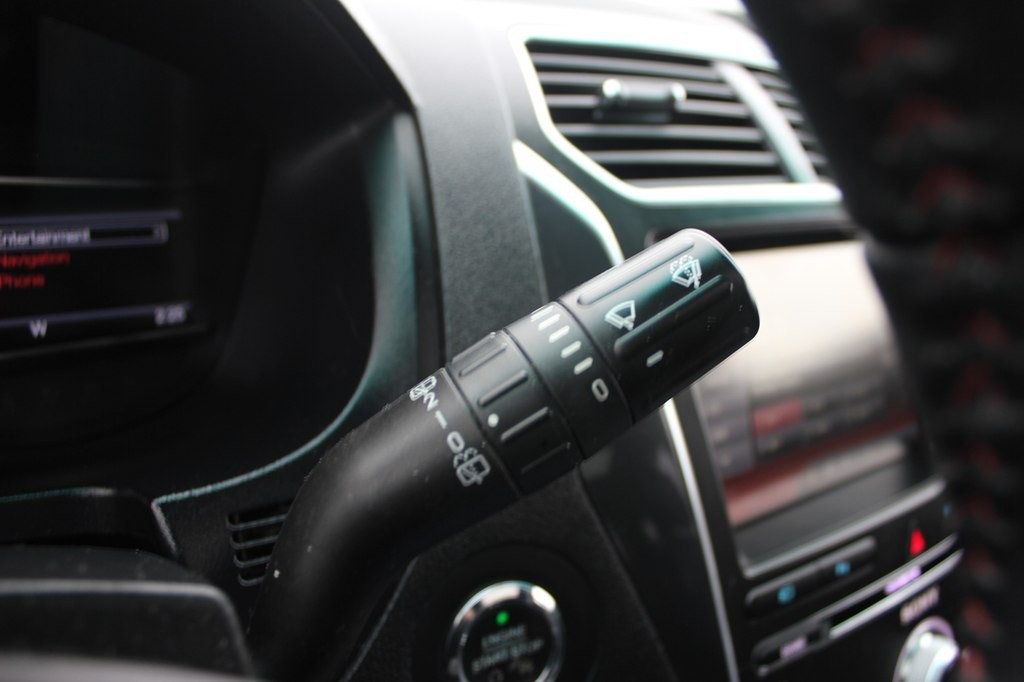 2016 Ford Explorer Image 15