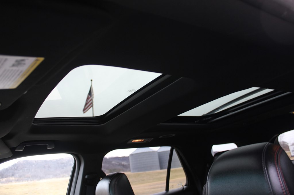 2016 Ford Explorer Image 26