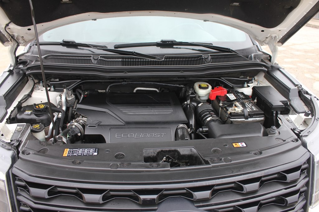 2016 Ford Explorer Image 54