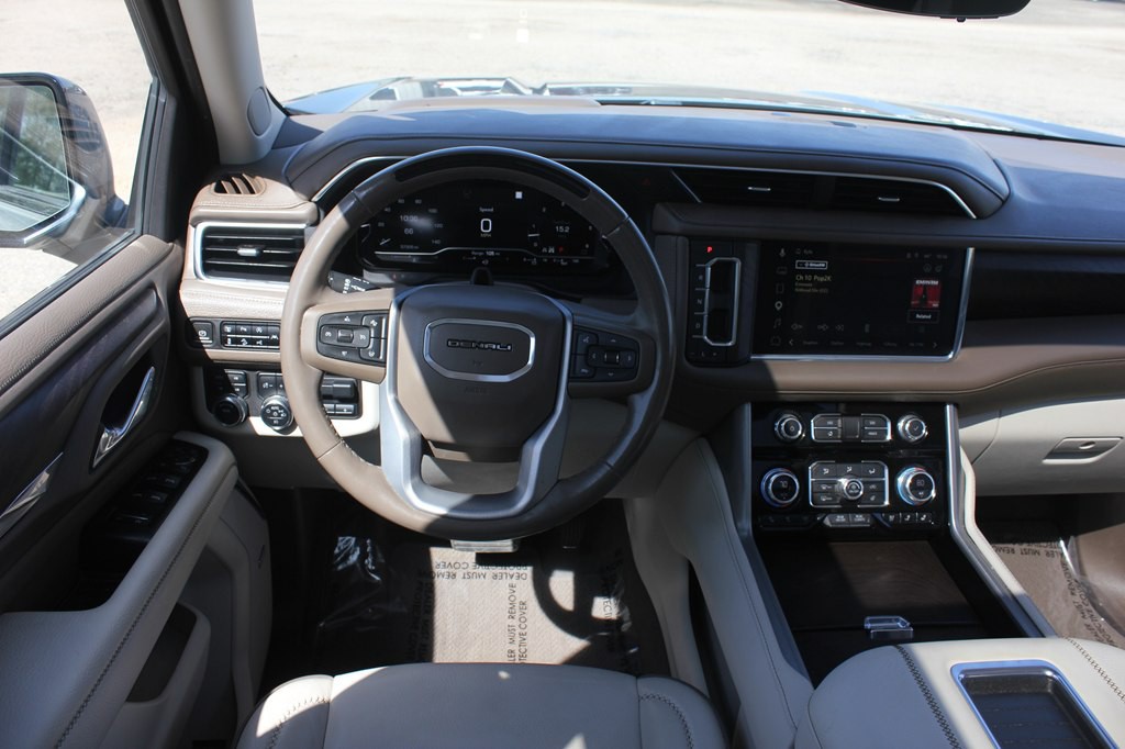 2023 GMC Yukon Image 9
