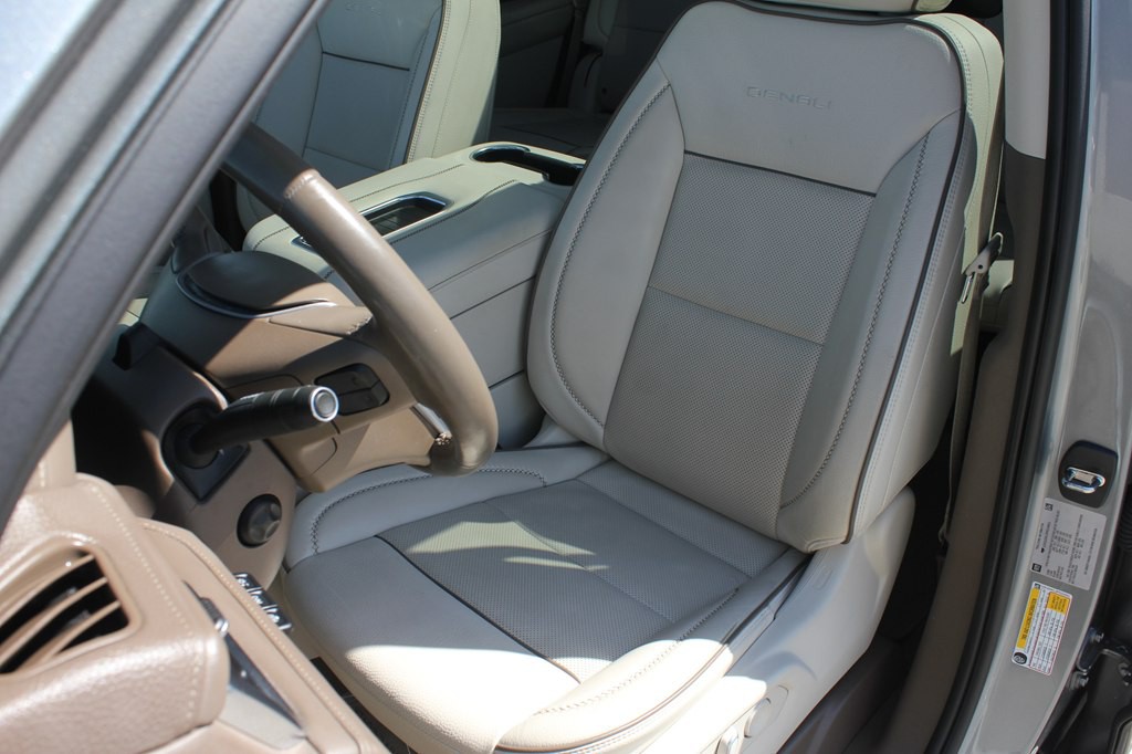 2023 GMC Yukon Image 27