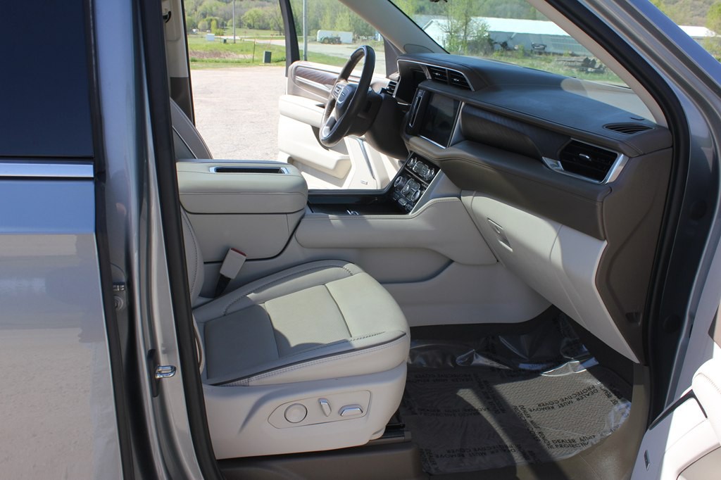 2023 GMC Yukon Image 29